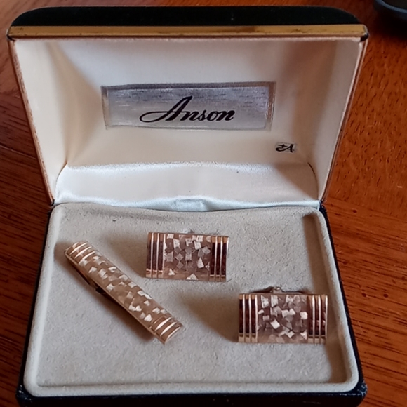 Anson Other - Anson Cuff Links and Tie Clip in Original Box